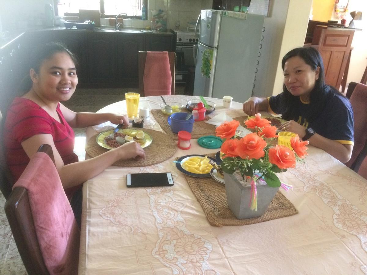 Sugandi Inn Kochchikade Buitenkant foto